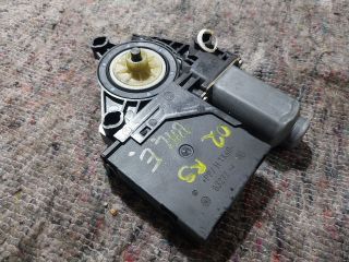 bontott SKODA OCTAVIA II Bal első Ablakemelő Motor