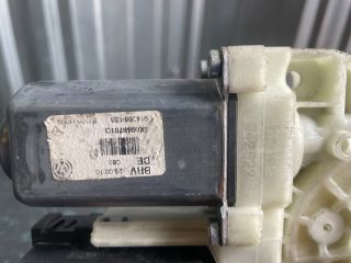 bontott SKODA OCTAVIA II Bal első Ablakemelő Motor