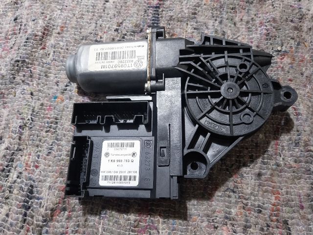 bontott SKODA OCTAVIA II Bal első Ablakemelő Motor