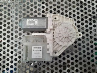 bontott SKODA OCTAVIA II Bal első Ablakemelő Motor