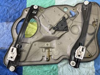 bontott SKODA OCTAVIA II Bal első Ablakemelő Szerkezet (Elektromos)