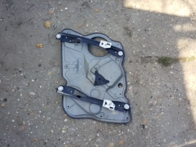 bontott SKODA OCTAVIA II Bal első Ablakemelő Szerkezet (Elektromos)