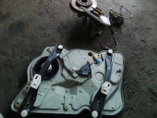 bontott SKODA OCTAVIA II Bal első Ablakemelő Szerkezet (Elektromos)