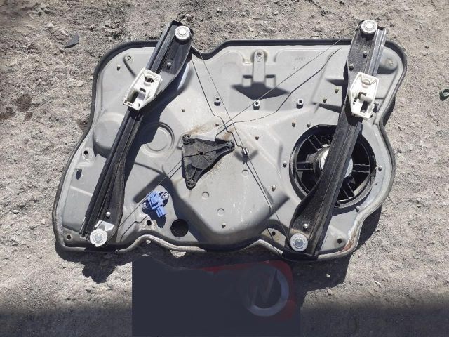 bontott SKODA OCTAVIA II Bal első Ablakemelő Szerkezet (Elektromos)