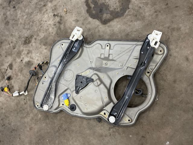 bontott SKODA OCTAVIA II Bal első Ablakemelő Szerkezet (Elektromos)