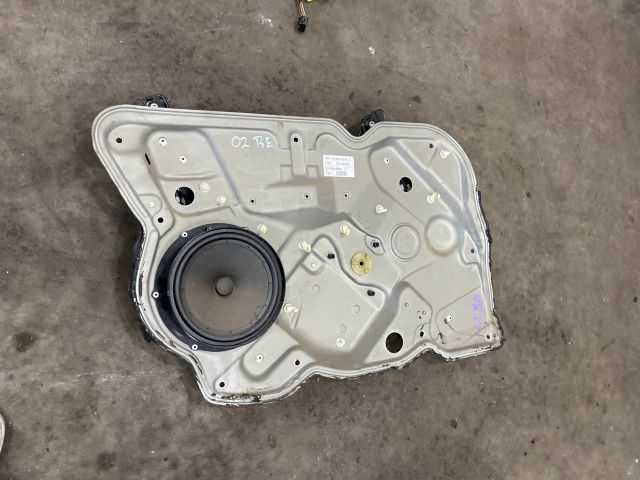 bontott SKODA OCTAVIA II Bal első Ablakemelő Szerkezet (Elektromos)