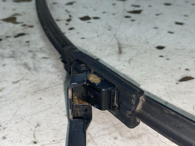 bontott SKODA OCTAVIA II Bal első Ablaktörlő Kar