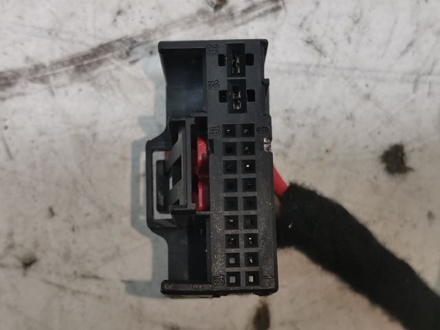 bontott SKODA OCTAVIA II Bal első Ajtó Kábelköteg