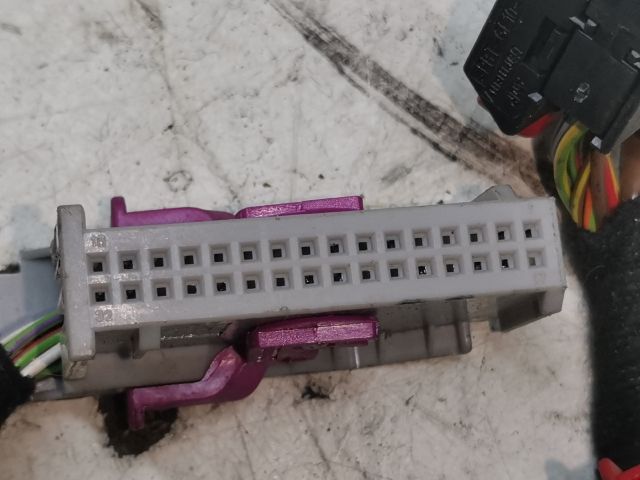 bontott SKODA OCTAVIA II Bal első Ajtó Kábelköteg