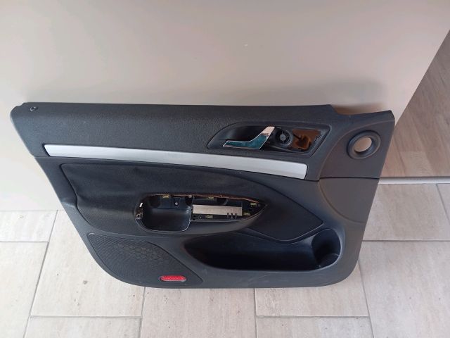 bontott SKODA OCTAVIA II Bal első Ajtó Kárpit