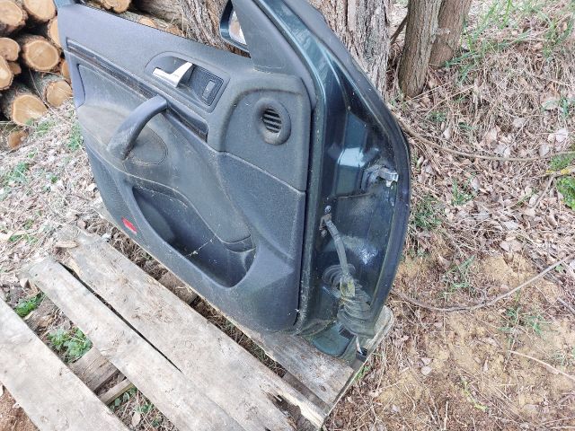 bontott SKODA OCTAVIA II Bal első Ajtó (Részeivel)