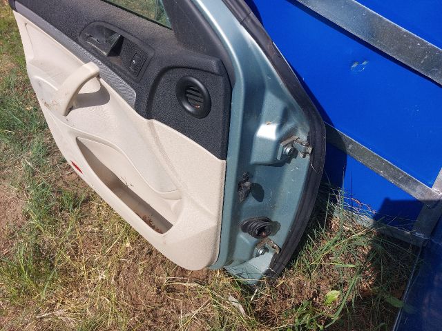 bontott SKODA OCTAVIA II Bal első Ajtó (Részeivel)