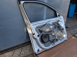 bontott SKODA OCTAVIA II Bal első Ajtó (Részeivel)