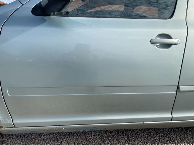 bontott SKODA OCTAVIA II Bal első Ajtó (Üres lemez)