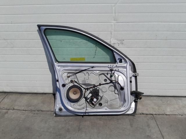 bontott SKODA OCTAVIA II Bal első Ajtó (Üres lemez)