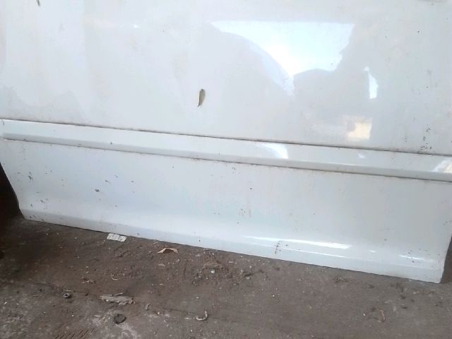 bontott SKODA OCTAVIA II Bal első Ajtó (Üres lemez)