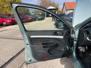 bontott SKODA OCTAVIA II Bal első Ajtó (Üres lemez)