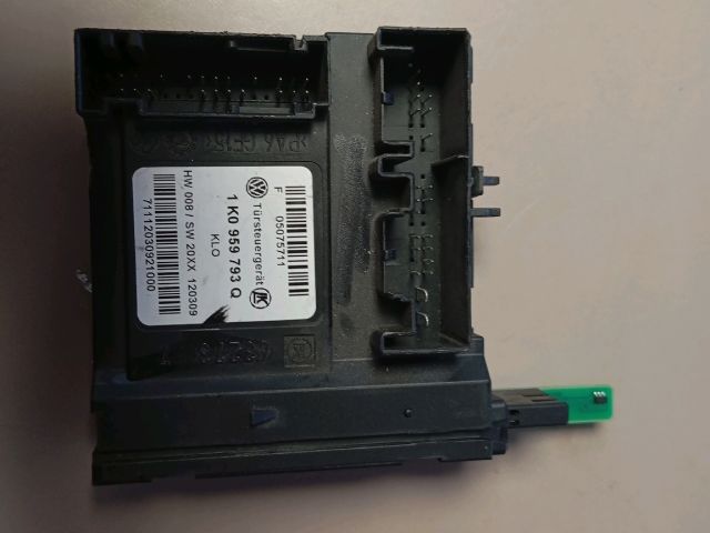 bontott SKODA OCTAVIA II Bal első Ajtó Vezérlőegység