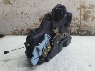 bontott SKODA OCTAVIA II Bal első Ajtózár