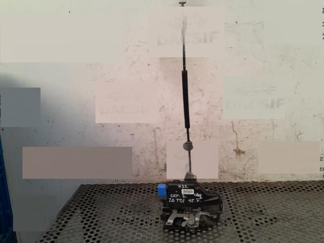 bontott SKODA OCTAVIA II Bal első Ajtózár