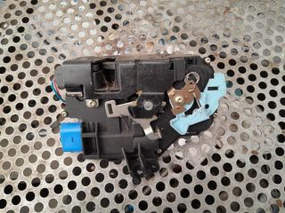 bontott SKODA OCTAVIA II Bal első Ajtózár