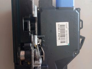 bontott SKODA OCTAVIA II Bal első Ajtózár