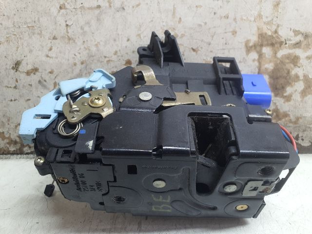 bontott SKODA OCTAVIA II Bal első Ajtózár