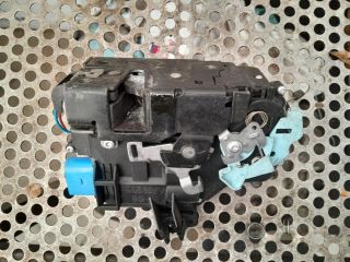 bontott SKODA OCTAVIA II Bal első Ajtózár