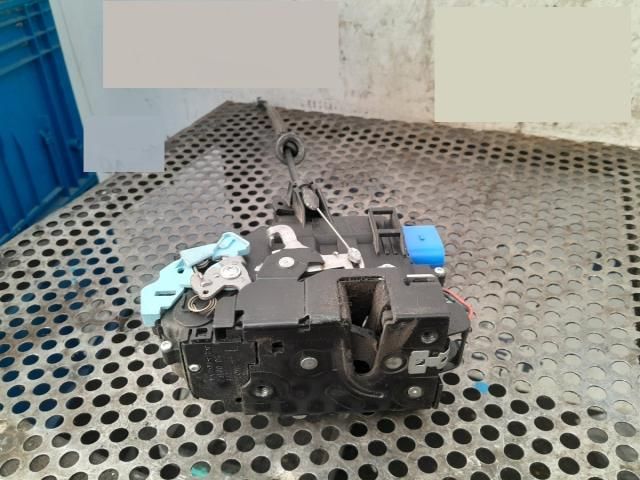 bontott SKODA OCTAVIA II Bal első Ajtózár