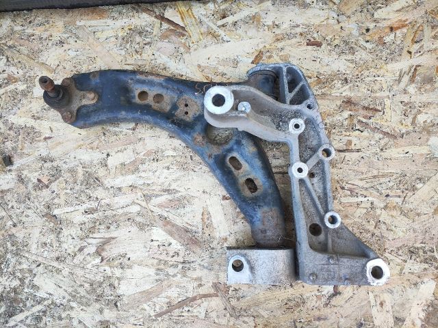 bontott SKODA OCTAVIA II Bal első Alsó Lengőkar