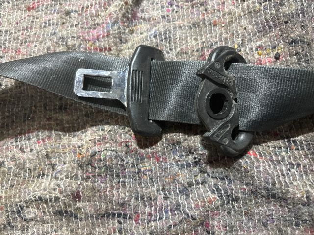 bontott SKODA OCTAVIA II Bal első Biztonsági Öv