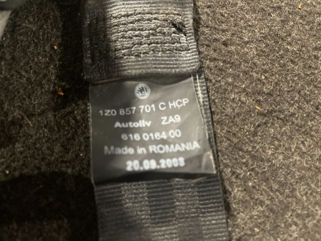 bontott SKODA OCTAVIA II Bal első Biztonsági Öv