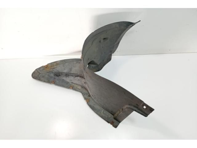 bontott SKODA OCTAVIA II Bal első Dobbetét (Kerékjárati, Műanyag)