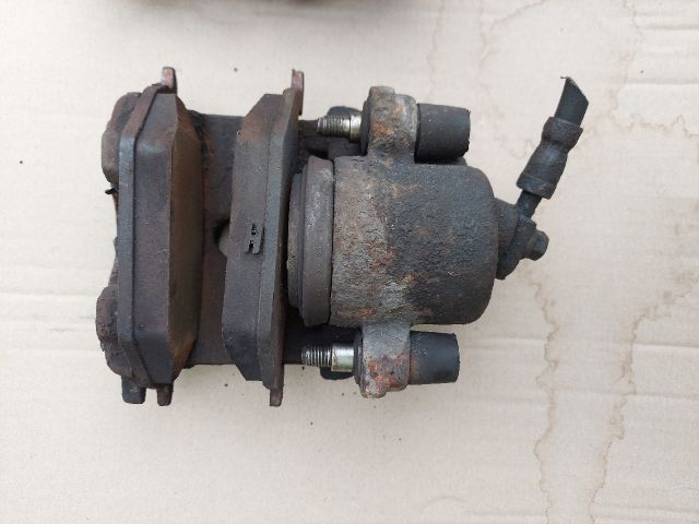 bontott SKODA OCTAVIA II Bal első Féknyereg Munkahengerrel