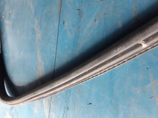 bontott SKODA OCTAVIA II Bal első Gumikéder