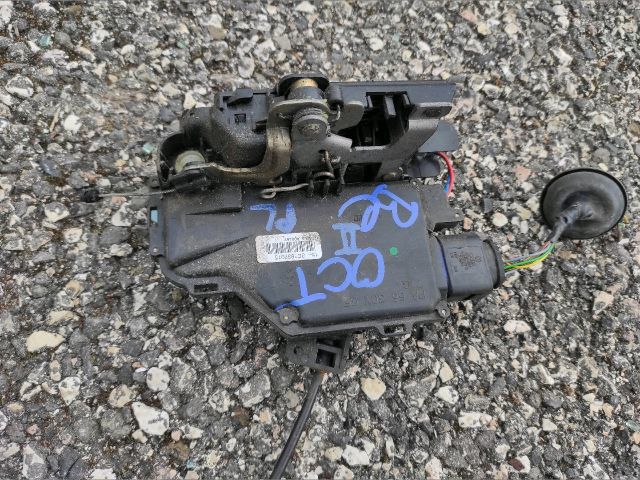 bontott SKODA OCTAVIA II Bal első Központizár Motor