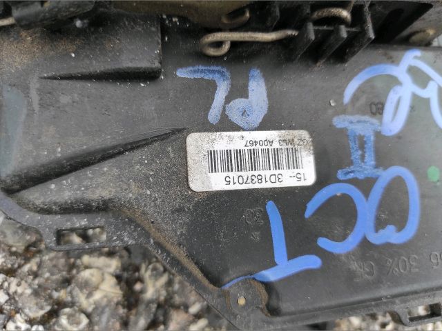 bontott SKODA OCTAVIA II Bal első Központizár Motor