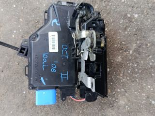 bontott SKODA OCTAVIA II Bal első Központizár Motor