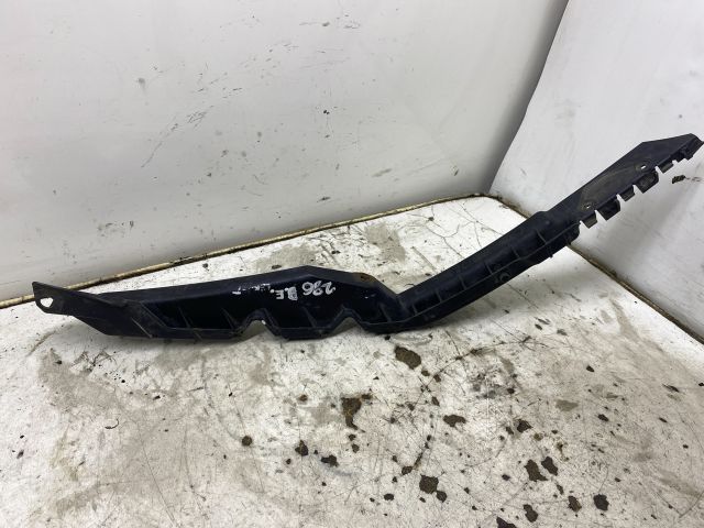 bontott SKODA OCTAVIA II Bal első Lökhárító Tartó (Műanyag)