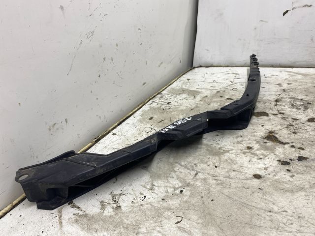 bontott SKODA OCTAVIA II Bal első Lökhárító Tartó (Műanyag)