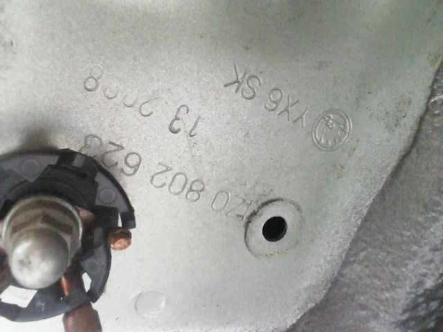 bontott SKODA OCTAVIA II Bal első Negyed Karosszéria Csomag