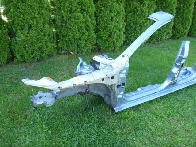 bontott SKODA OCTAVIA II Bal első Negyed Karosszéria Csomag