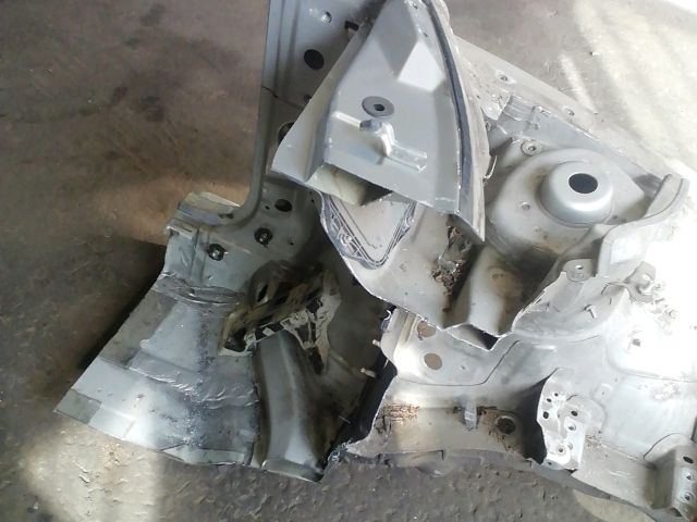 bontott SKODA OCTAVIA II Bal első Negyed Karosszéria Csomag