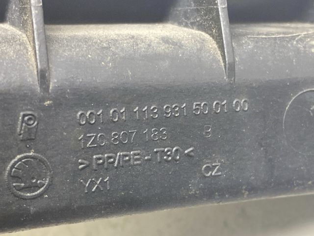 bontott SKODA OCTAVIA II Bal első Oldal Lökhárító Tartó (Műanyag)