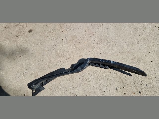 bontott SKODA OCTAVIA II Bal első Oldal Lökhárító Tartó (Műanyag)