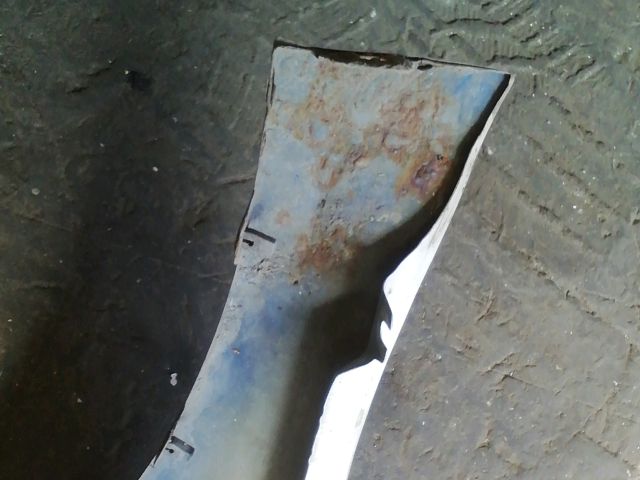 bontott SKODA OCTAVIA II Bal első Sárvédő