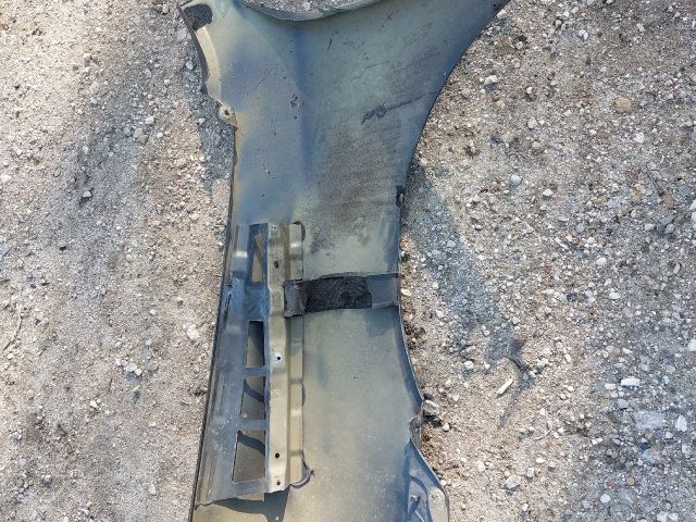 bontott SKODA OCTAVIA II Bal első Sárvédő