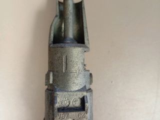 bontott SKODA OCTAVIA II Bal első Zárbetét