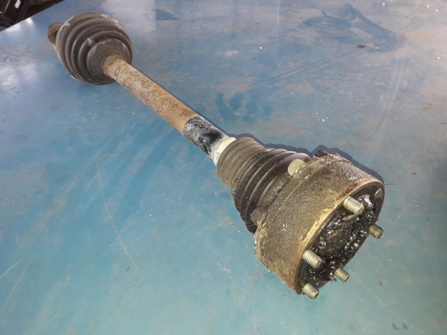 bontott SKODA OCTAVIA II Bal Féltengely