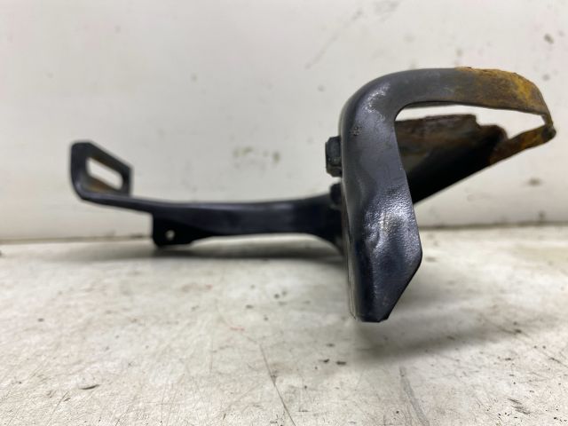 bontott SKODA OCTAVIA II Bal Fényszóró Tartó